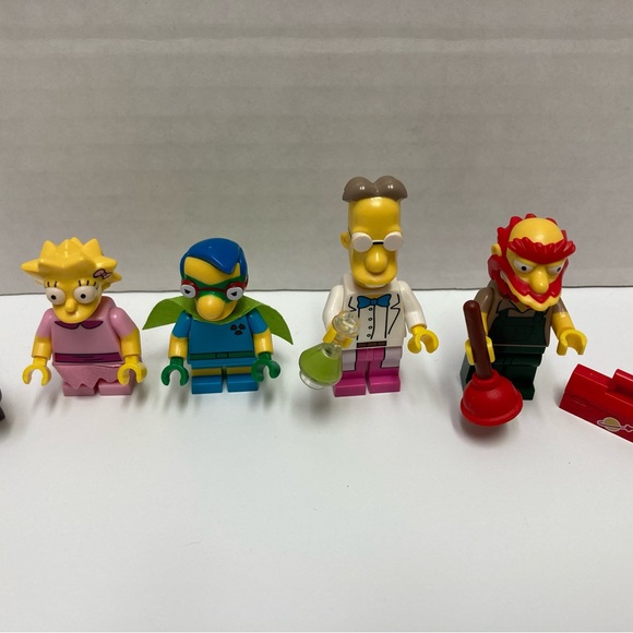 LEGO Simpsons Series 2 Mini Figurines - Picture 11 of 11